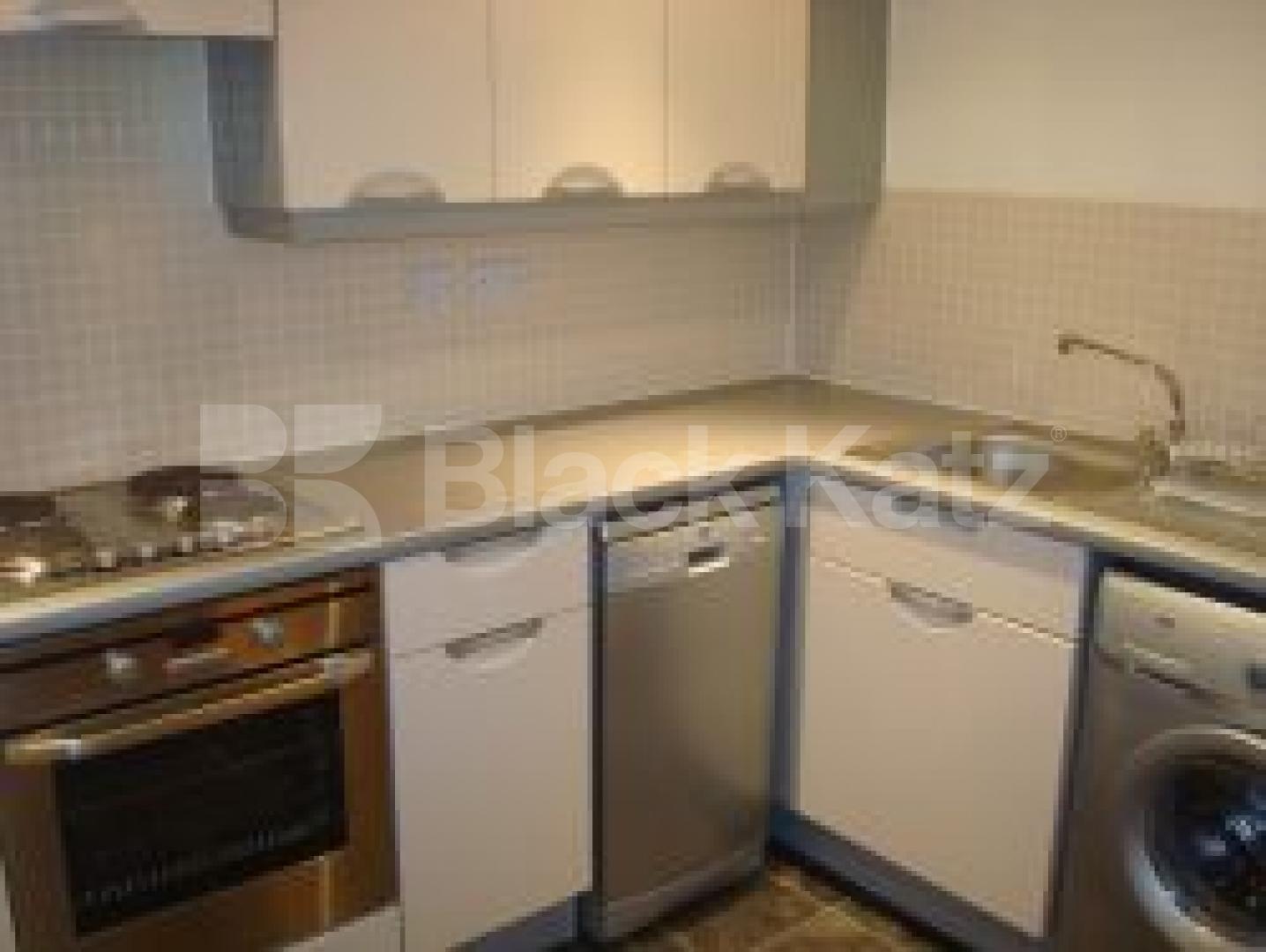 			New Instruction, 2 Bedroom, 1 bath, 1 reception Flat			 Hungerford Road, York Way